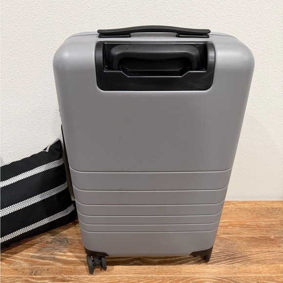 Monos Carry-On Pro - Picture 2 of 8